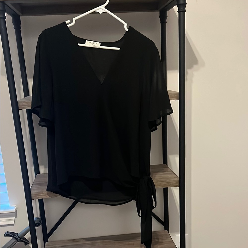 Zenana Outfitters Black Short Sleeve Wrap Blouse with Tie Front